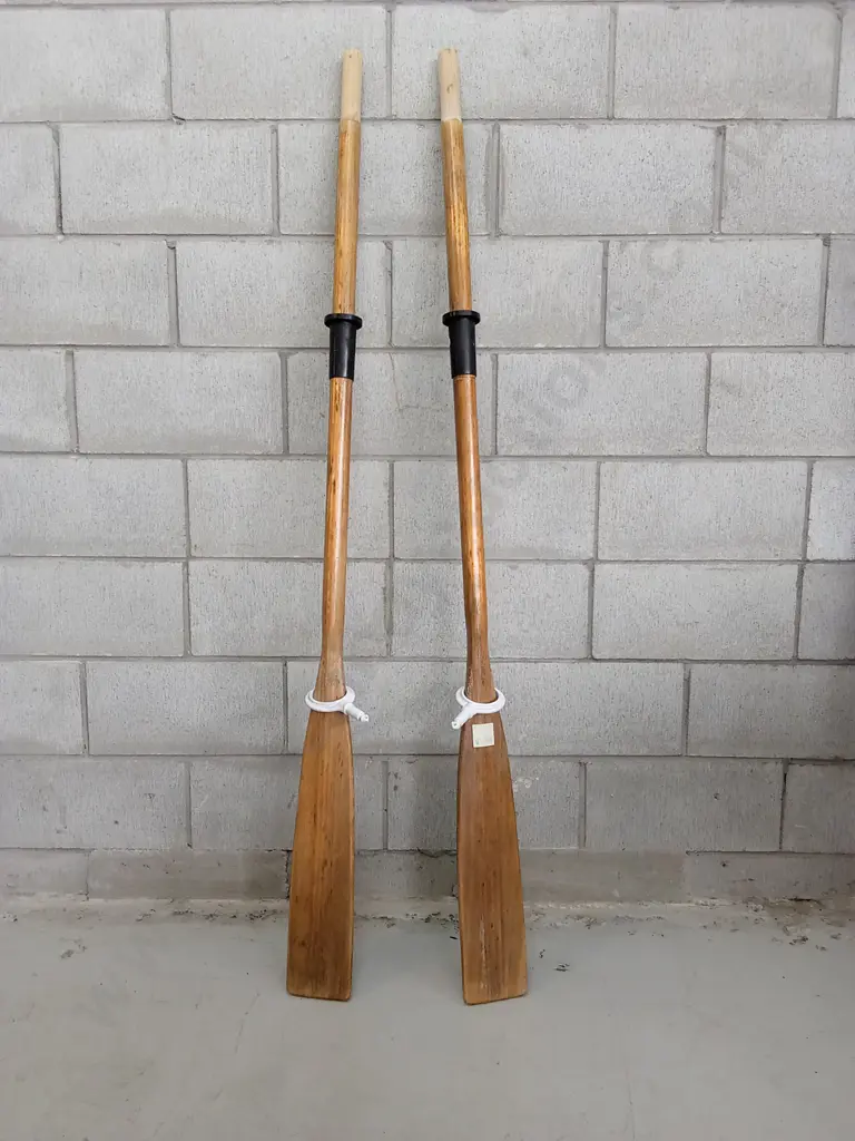 PAIR OF VINTAGE WOODEN BOAT OARS Image 1++