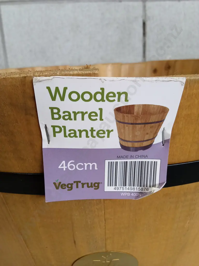BRAND NEW VEGTRUG WOODEN BARREL PLANTER 46CM Image 1++