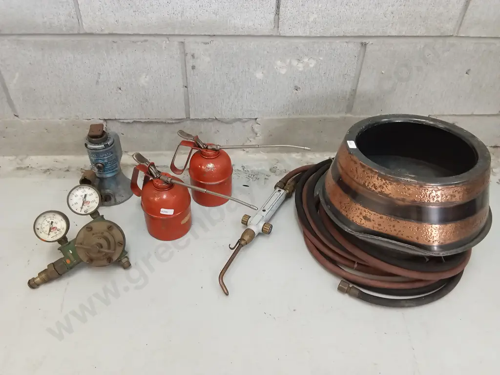 VINTAGE WELDING AND GAS EQUIPMENT Image 1++