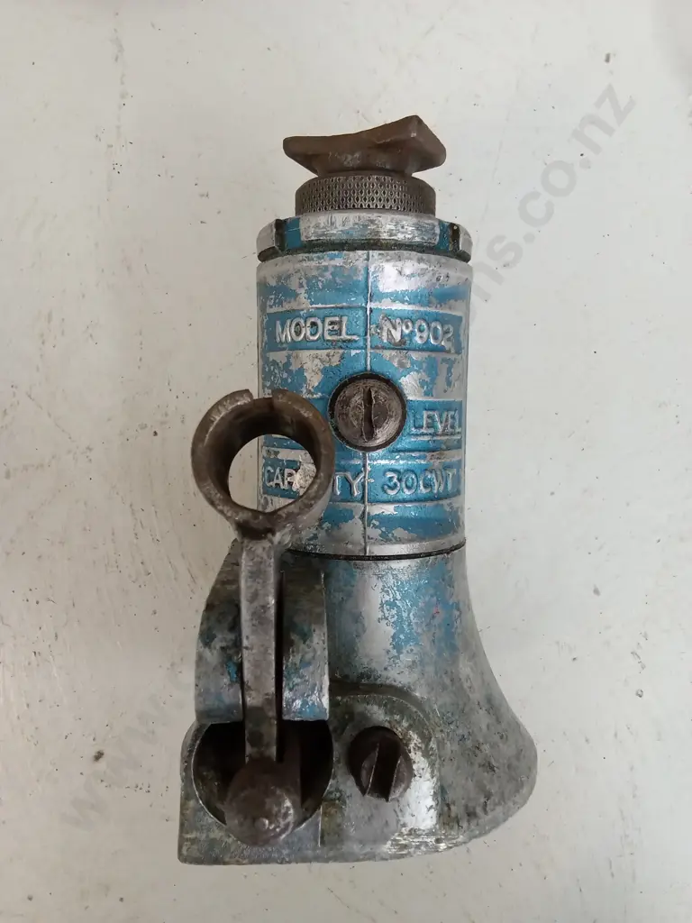VINTAGE WELDING AND GAS EQUIPMENT Image 1++