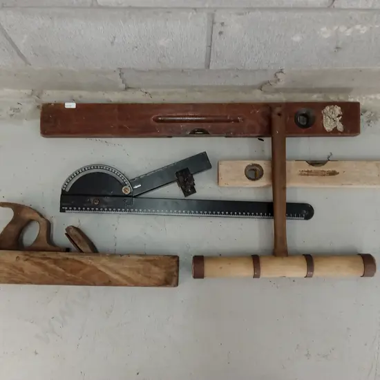COLLECTION OF VINTAGE TOOLS