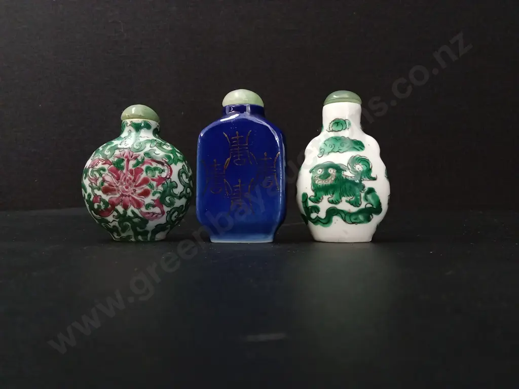 3 VINTAGE SNUFF BOTTLES TALLEST H6CM Image 1++