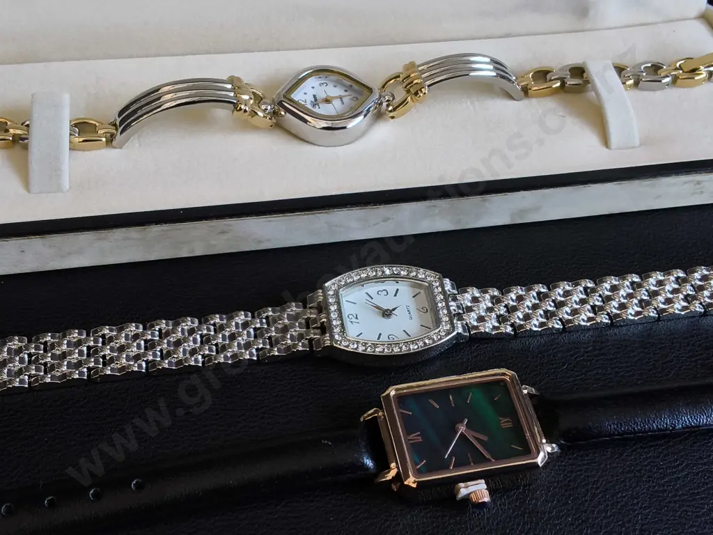 3 WOMENS WATCHES Image 1++