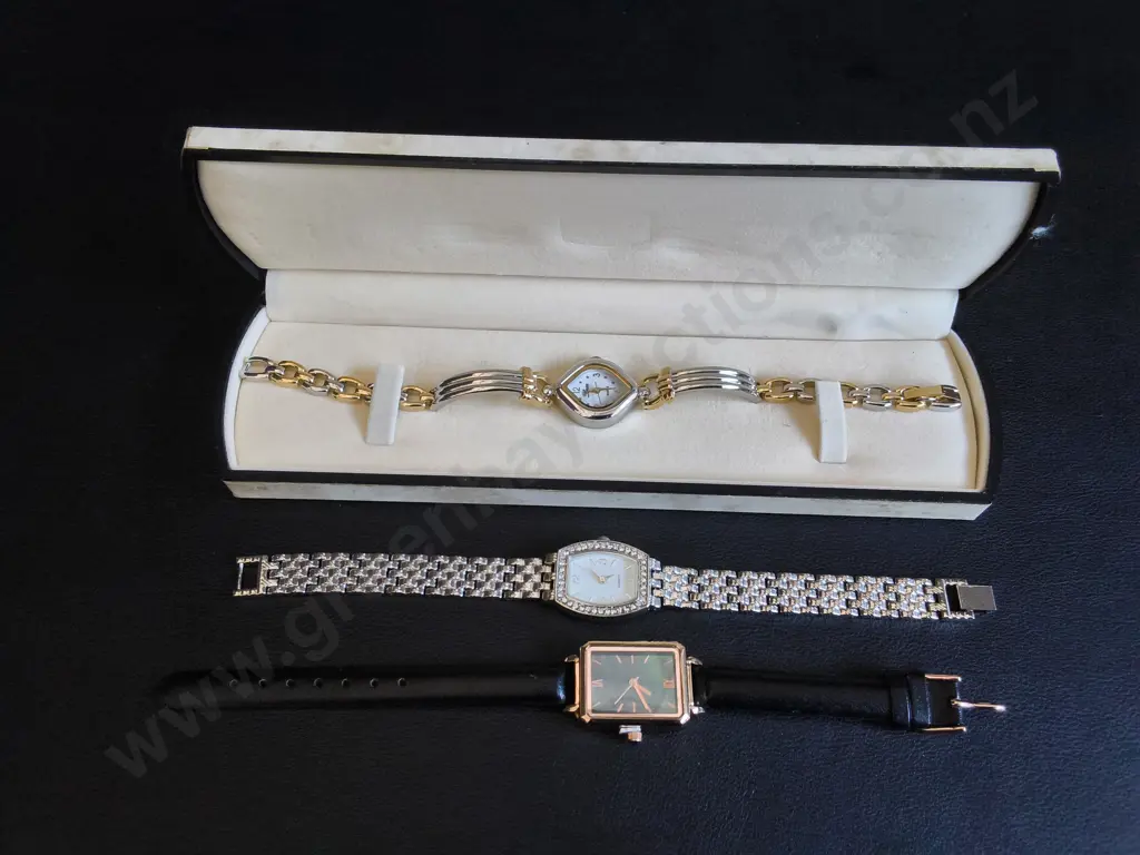 3 WOMENS WATCHES Image 1++