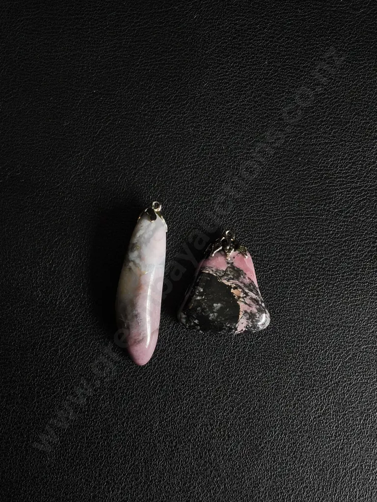 PAIR OF VINTAGE PINK STONE PENDANTS, OPAL AND RHODONITE Image 1++