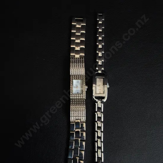 PAIR OF WOMENS VINTAGE WATCHES