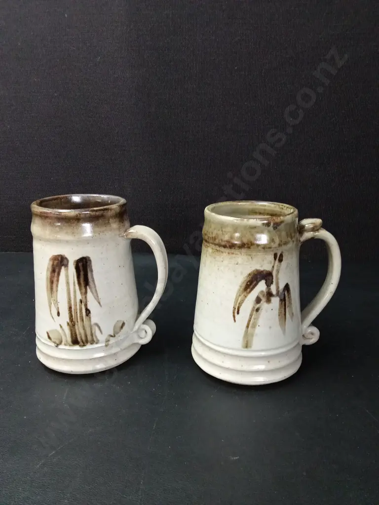 2 STUDIO POTTERY MUGS H15CM Image 1++