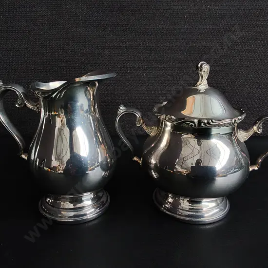 VINTAGE RODD SILVER PLATED CREAMER AND LIDDED SUGAR BOWL DUO, EPNS TEA SERVICE, TALLEST H 15 CM
