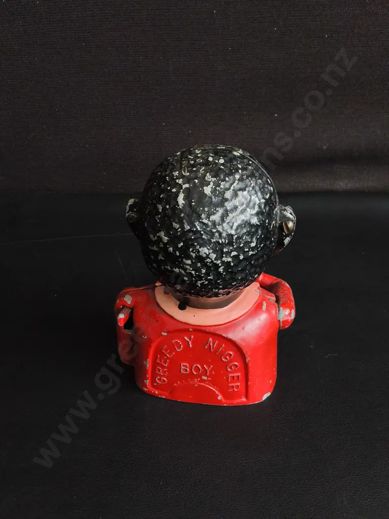 VINTAGE "GREEDY BOY" PAINTED CAST METAL MECHANICAL COIN BANK, H 14 CM Image 1++
