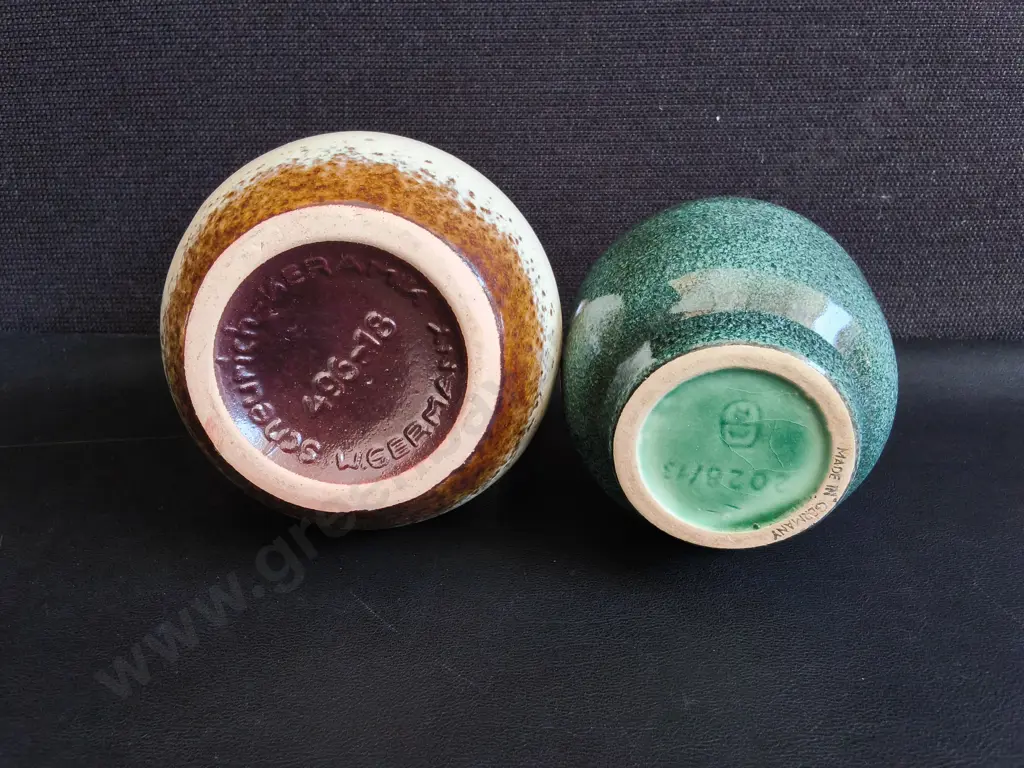PAIR OF VINTAGE CERAMIC JUGS WITH HANDLES, MADE IN GERMANY, TALLEST H 18 CM Image 1++