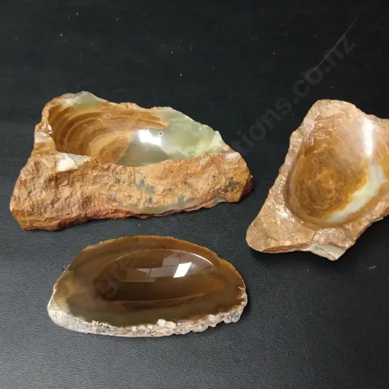 3 CRYSTAL ASHTRAYS LONGEST L16CM