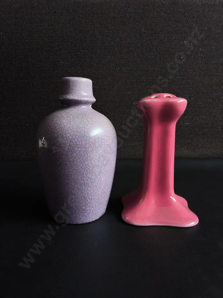 CRACKLE GLAZE BUD VASE AND PINK FLOWER FROG HOLDER, TALLEST H 14 CM Image 1++