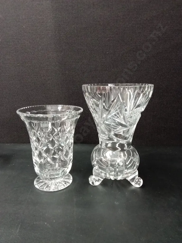 2 CRYSTAL GLASS VASES TALLEST H21CM Image 1++