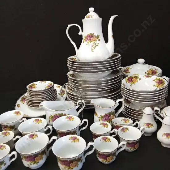 VINTAGE REGAL CROWN CHINA SET