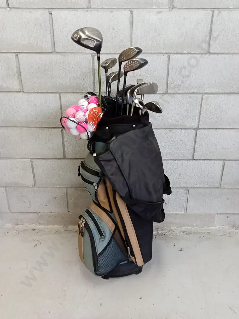 SET OF GOLF CLUBS IN MULTI POCKET CARRYING STAND AND BALLS Image 1++