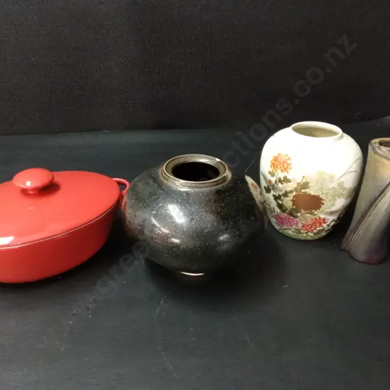 4 DECORATIVE ITEMS TALLEST H13CM