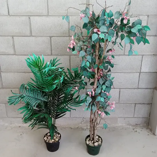 DECORATIVE FAKE PLANTS IN POTS, 153CM TALL