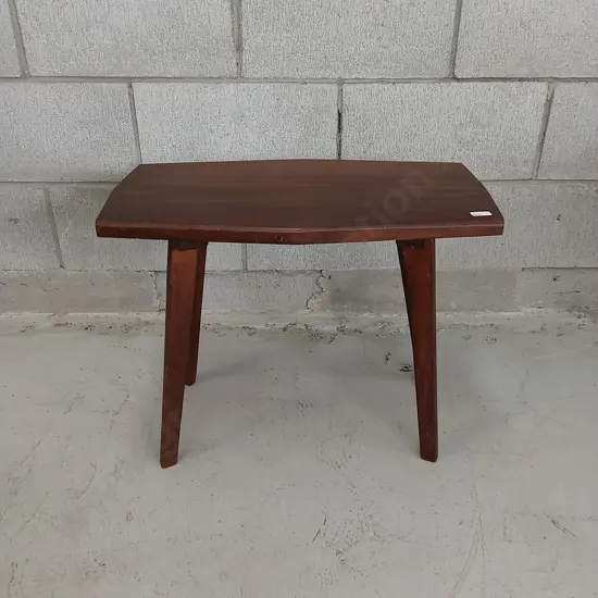 1960S HAND CRAFTED TABLE/STOOL, H 43CM X W 53CM X D 30CM