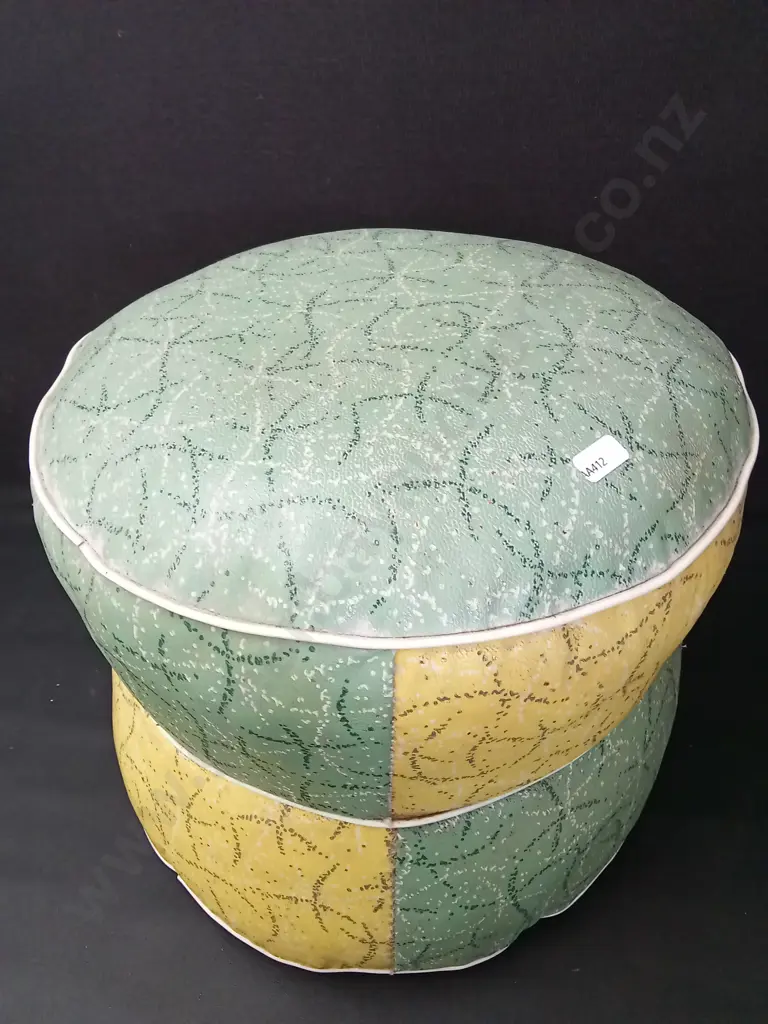 VINTAGE 1960'S ROUND FLOOR POUFFE OTTOMAN H34CM Image 1++