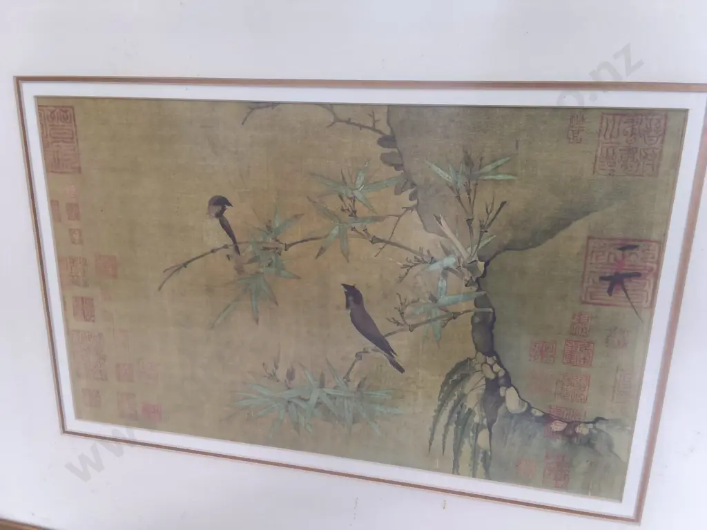 FRAMED REPRODUCTION OF "FINCHES AND BAMBOO", H 54 CM X W 69 CM Image 1++