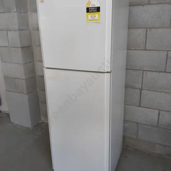 MITSUBISHI ELECTRIC TOP MOUNT FRIDGE-FREEZER, H 1.57 M
