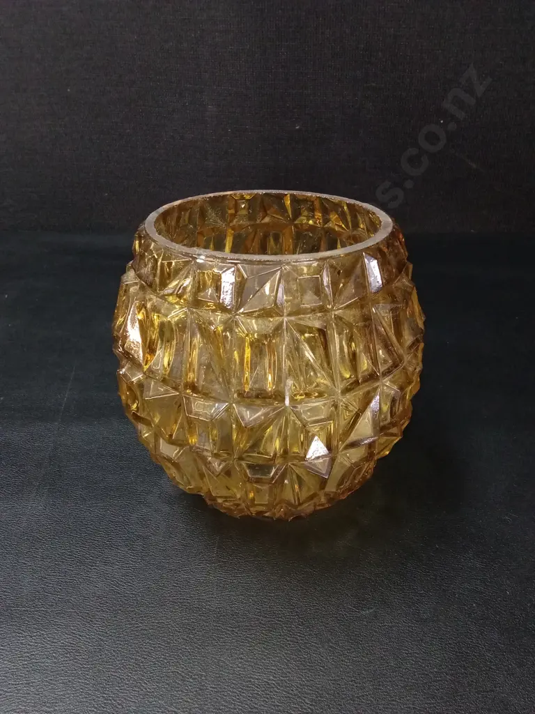 VINTAGE AMBER GLASS LAMPSHADE H13CM Image 1++