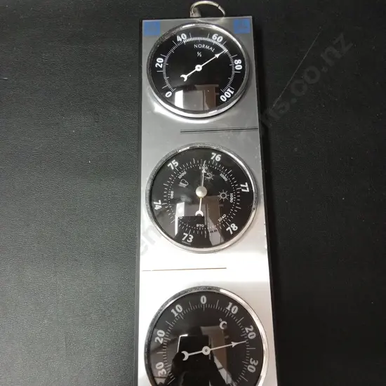 3 IN 1 ANALOGUE WEATHER STATION H30CM