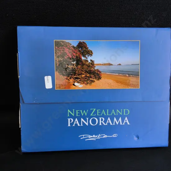 NEW ZEALAND PANORAMA BOOK
