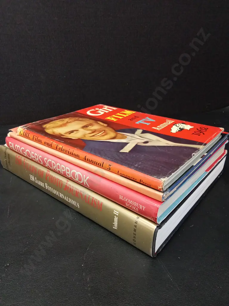 4 VINTAGE FILM AND PHOTO JOURNALISM BOOKS Image 1++