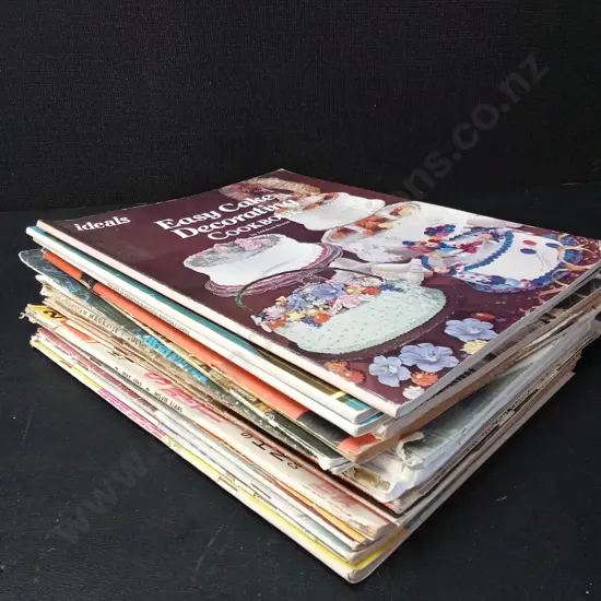 STACK OF VINTAGE MAGAZINES