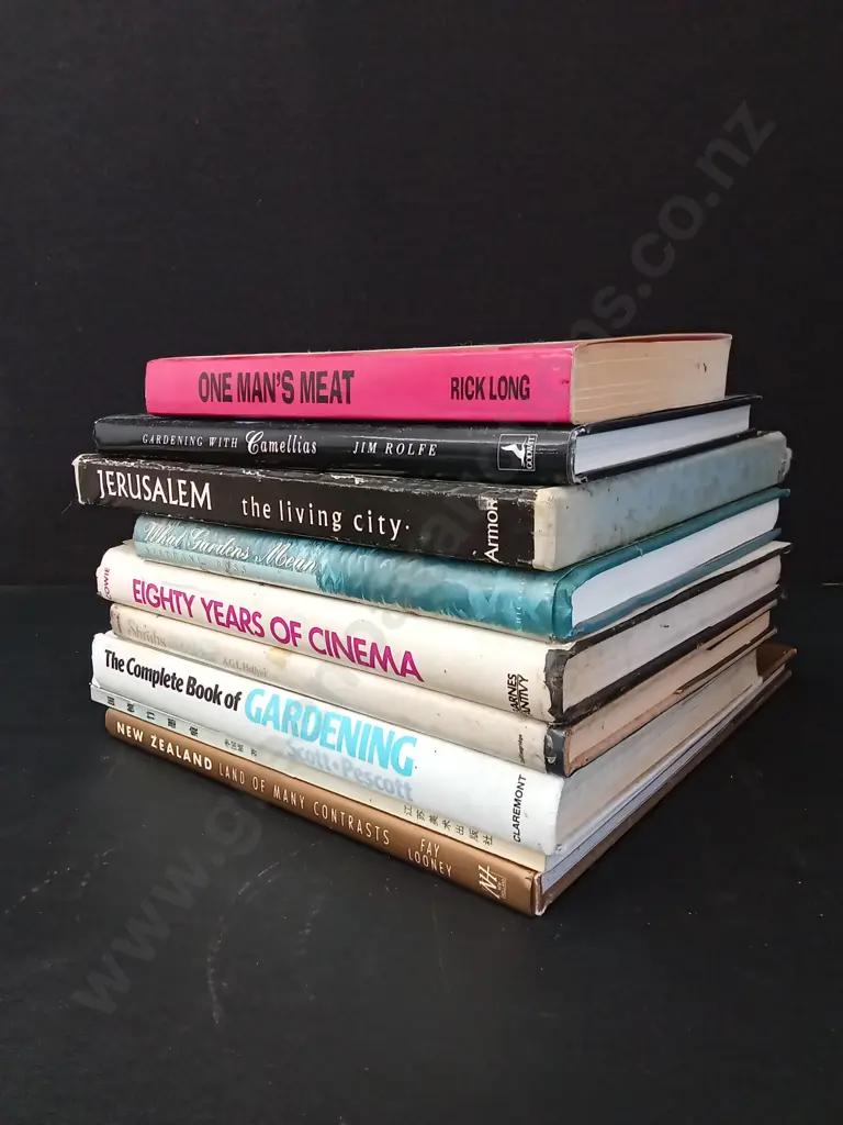 9 BOOKS Image 1++
