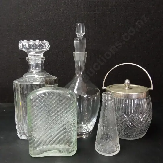 5 GLASS ITEMS TALLEST H29CM