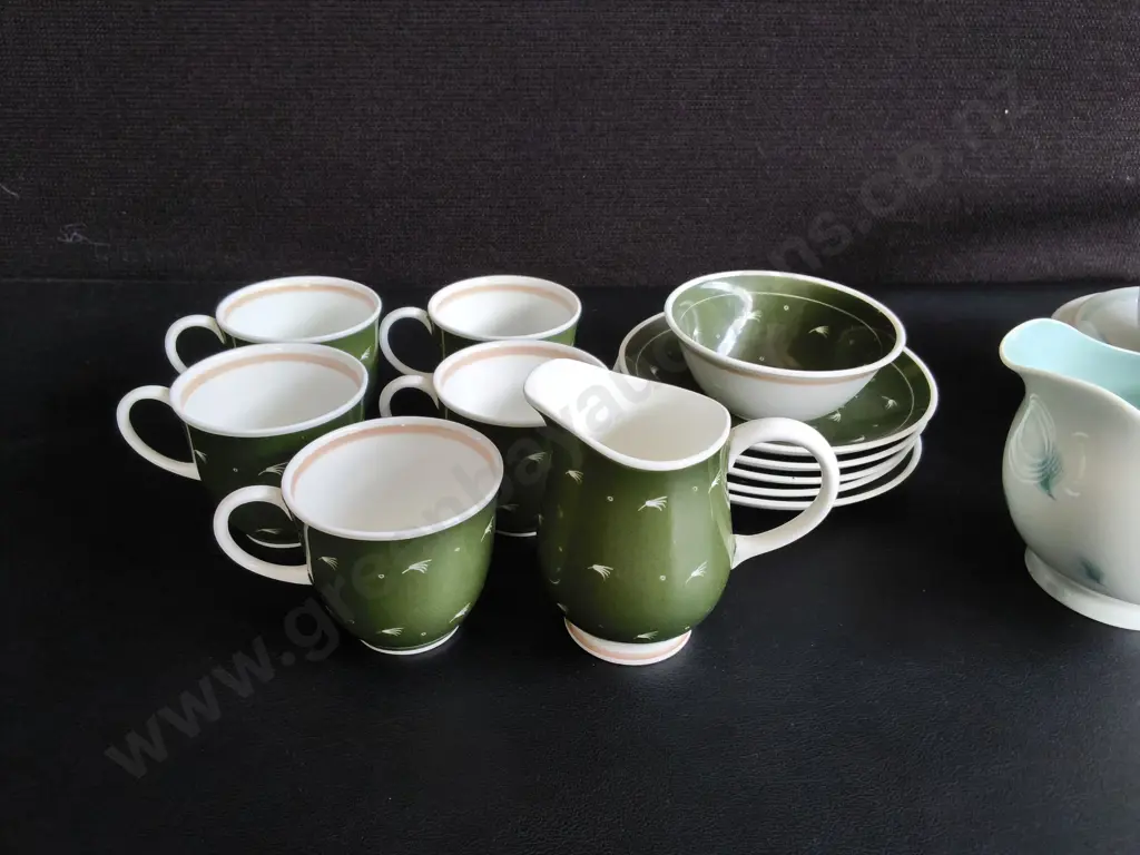 VINTAGE 1950S SUSIE COOPER BONE CHINA COFFEE AND TEA SERVICE MIX, 24 PIECES Image 1++