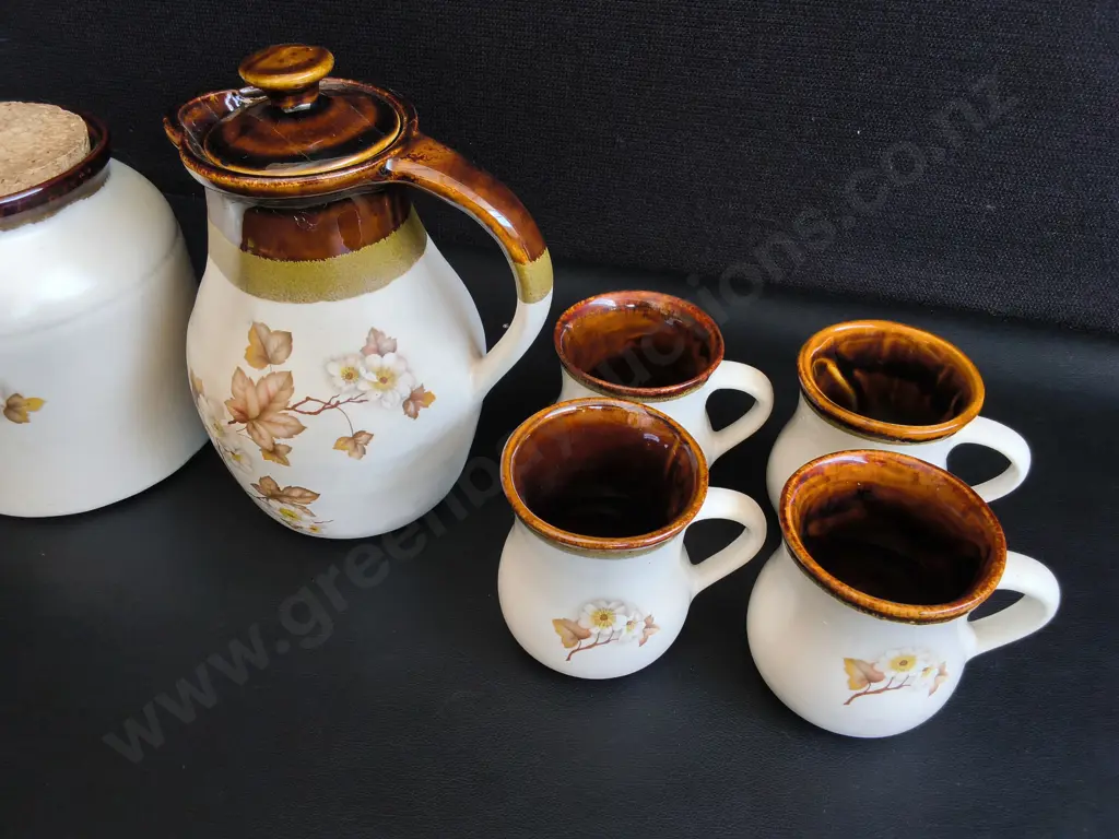 VINTAGE STUDIO POTTERY COFFEE SET AND CANISTER, 6 PIECES, TALLEST H 22 CM Image 1++