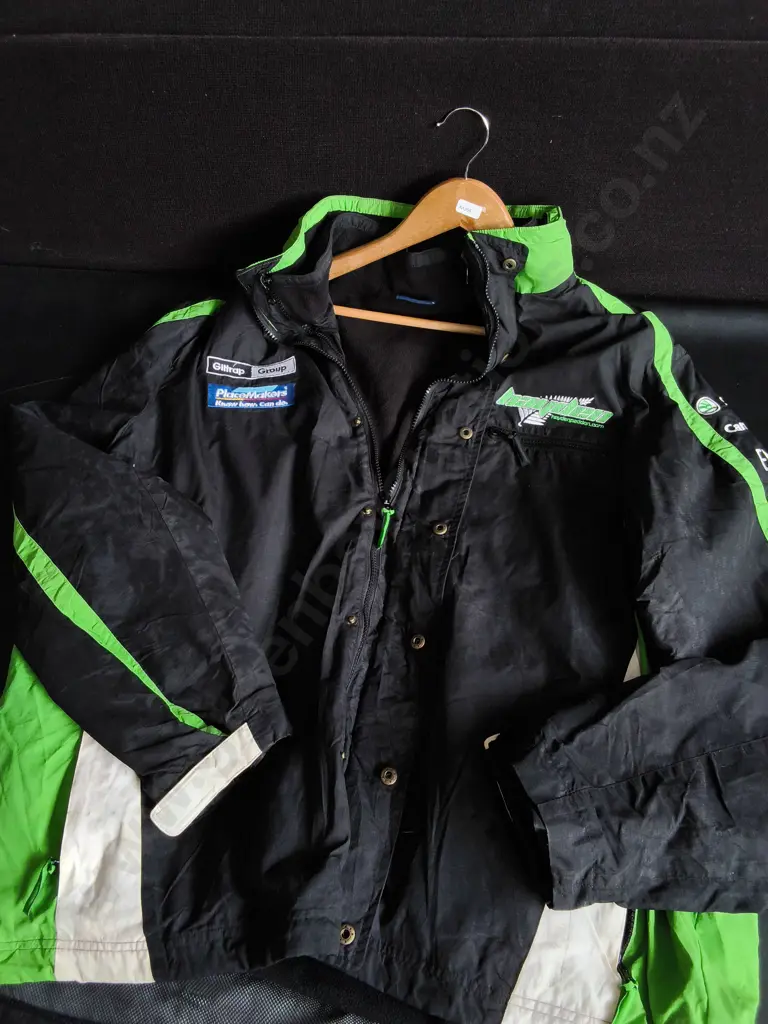PAIR OF RACING JACKETS, SIZE L AND 2XL Image 1++