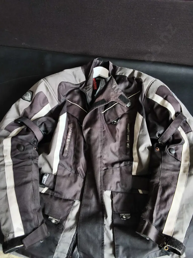 MOTORCYCLE JACKET SIZE L Image 1++