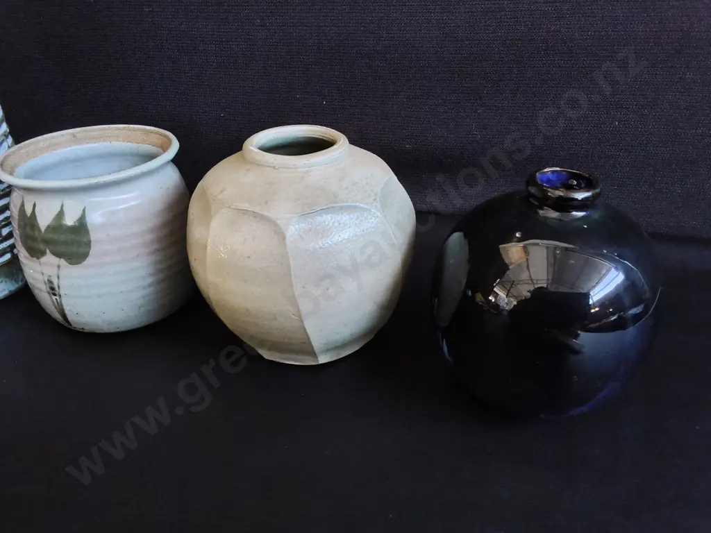 VINTAGE STUDIO POTTERY VASES, 4 PIECES, TALLEST H 22 CM Image 1++