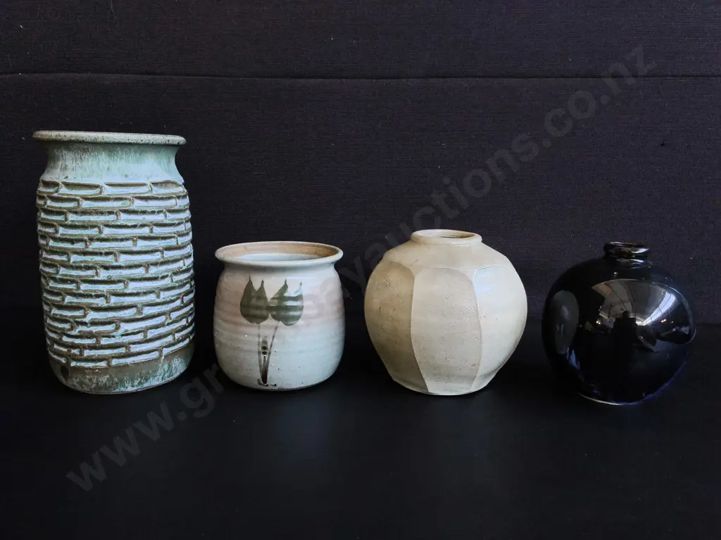 VINTAGE STUDIO POTTERY VASES, 4 PIECES, TALLEST H 22 CM Image 1++