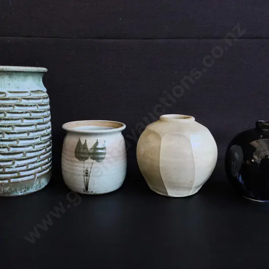 VINTAGE STUDIO POTTERY VASES, 4 PIECES, TALLEST H 22 CM