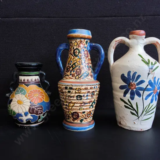 3 VINTAGE HAND PAINTED CERAMIC VASES, HANDLED, TALLEST H 24 CM