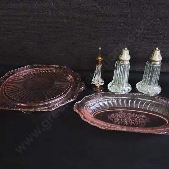 VINTAGE DEPRESSION GLASS, PINK TRAY AND FOOTED PLATE, GLASS SHAKER SETS, AND PERFUME BOTTLE, WIDEST W 28 CM