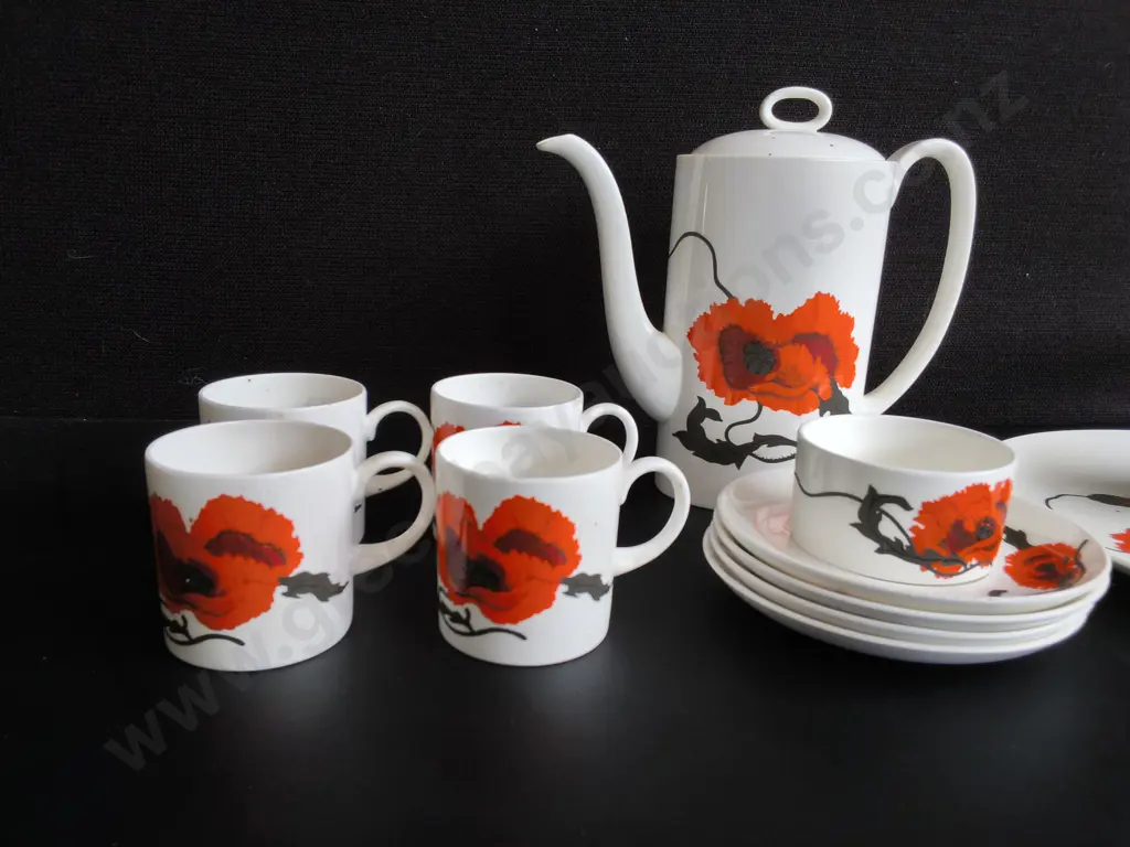 VINTAGE WEDGEWOOD SUSIE COOPER "CORN POPPY" BONE CHINA COFFEE SET, 12 PIECES, TALLEST H 21 CM Image 1++