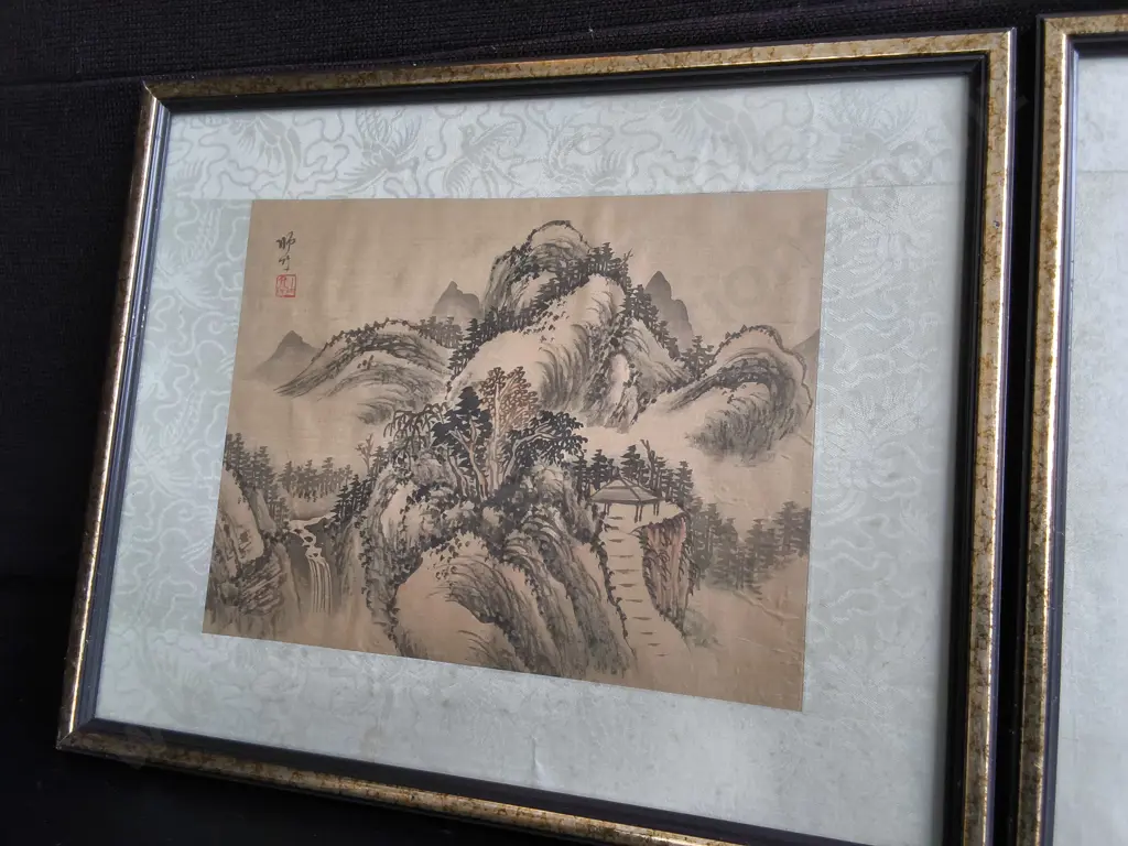 TRIO OF VINTAGE CHINESE LANDSCAPE SILK PRINTS, FRAMED, H 30 CM X W 37 CM Image 1++