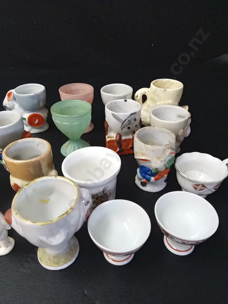 23 VINTAGE EGG CUPS TALLEST H7CM Image 1++