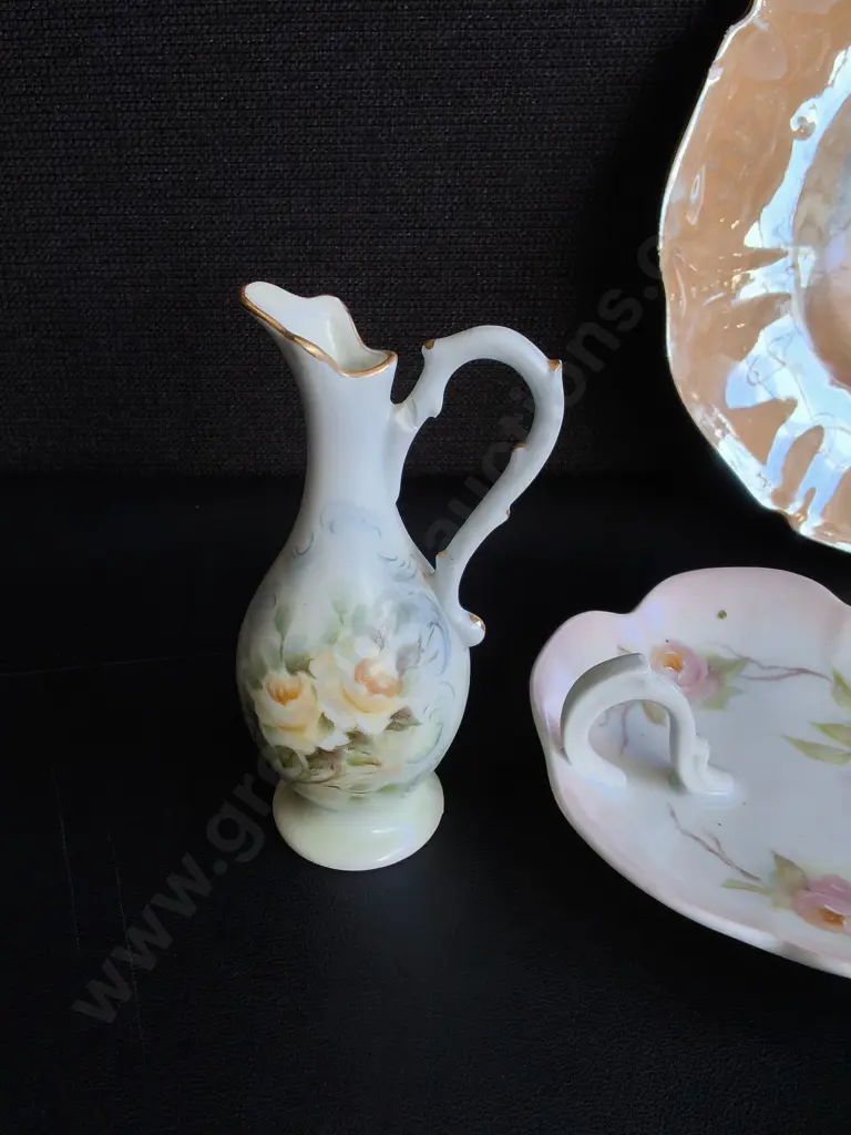 5 PIECES VINTAGE PORCELAIN DISHES AND MINIATURE VASE, TALLEST H 14 CM Image 1++