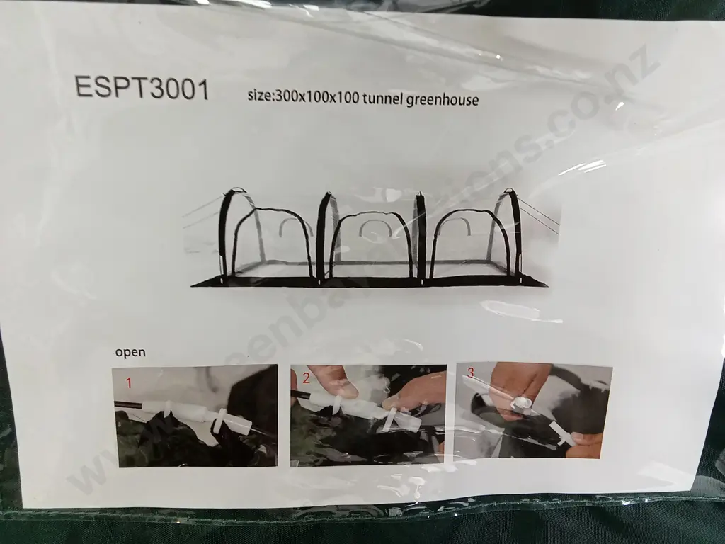 BRAND NEW TUNNEL GREENHOUSE, 300CM X 100CM X 100CM Image 1++