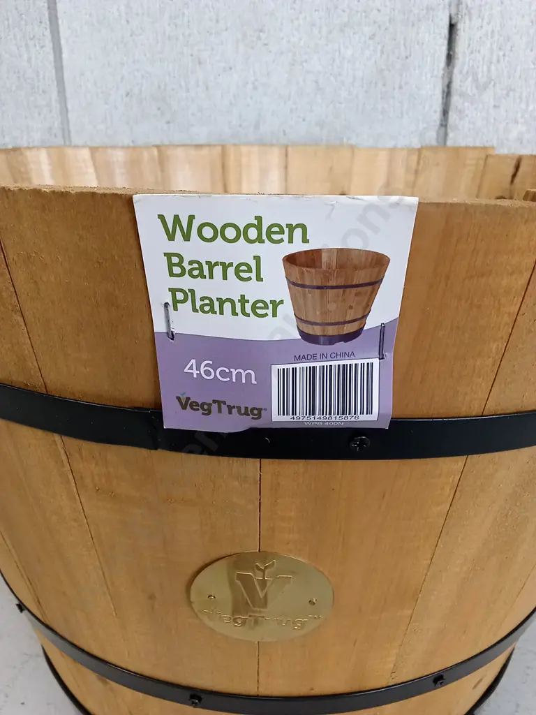 BRAND NEW VEGTRUG WOODEN BARREL PLANTER 46CM Image 1++