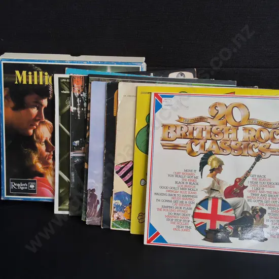 MIX OF VINTAGE RECORDS