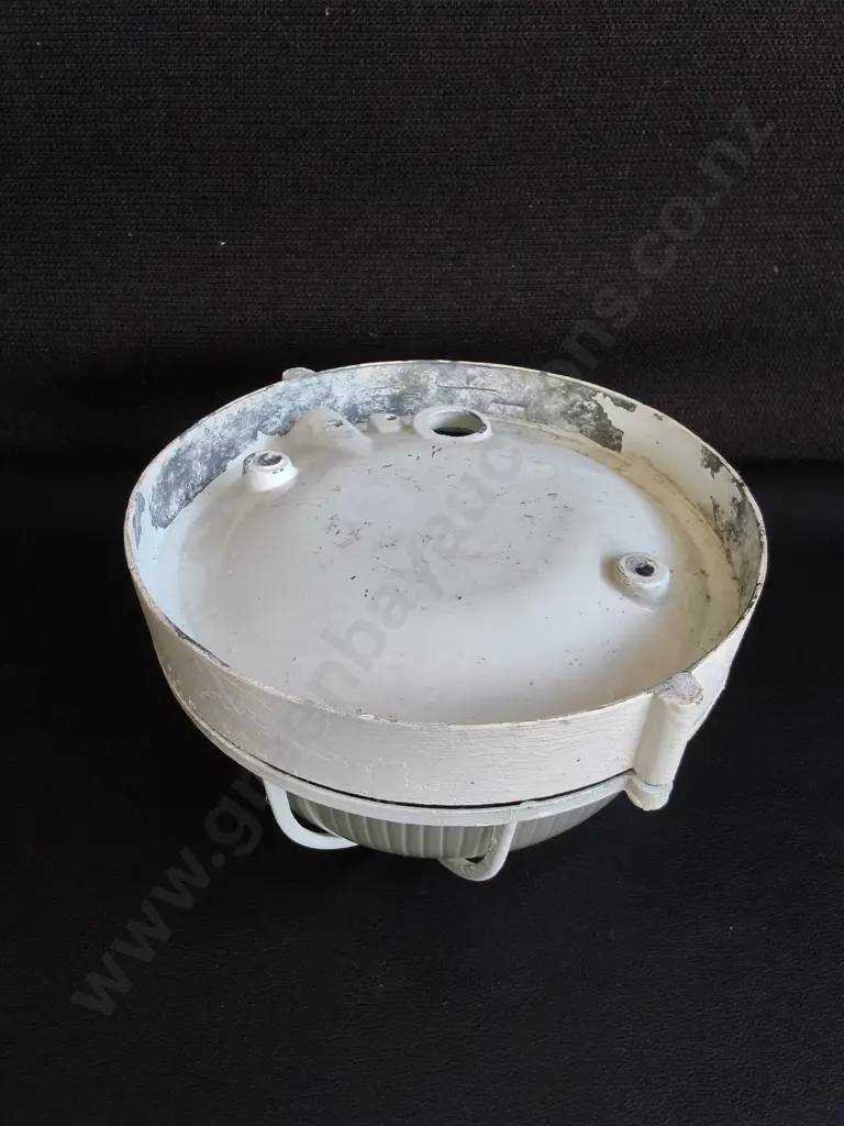 VINTAGE ROUND CAGED BULKEAD LIGHT Image 1++