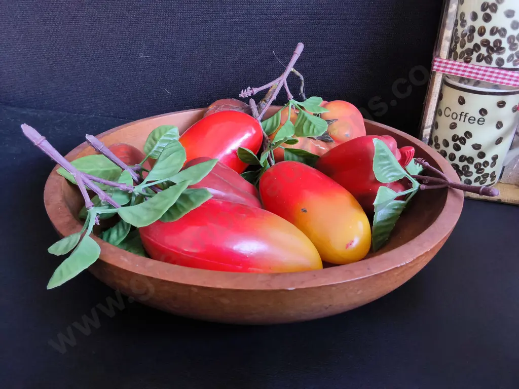 PAIR OF DECORATIVE BOWLS FILLED WITG ARTIFICIAL FRUITS AND VEGETABLES, AND BOXED SET OF 4 MUGS Image 1++